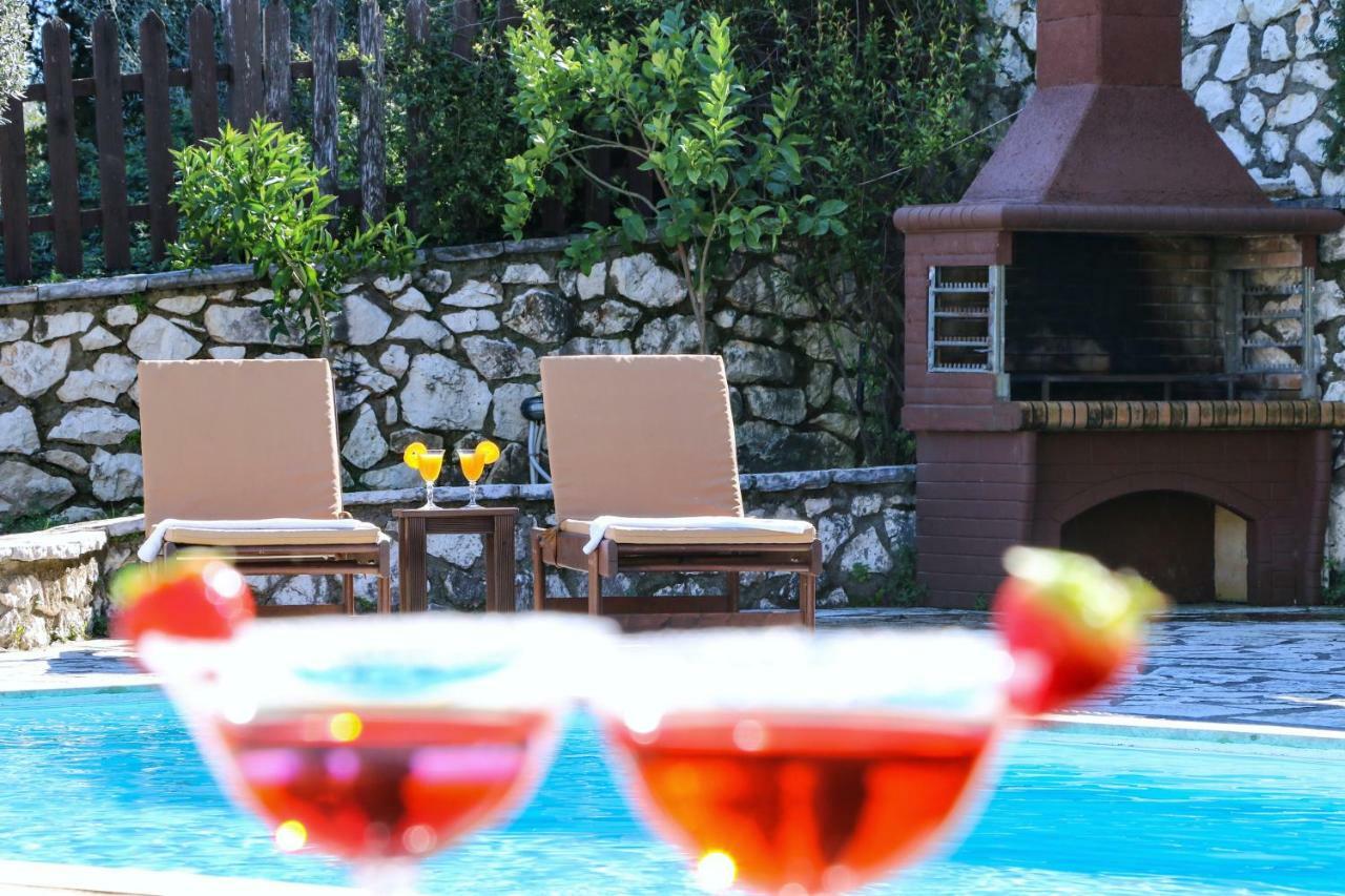 Villa Summer Breeze Nikiana Zewnętrze zdjęcie